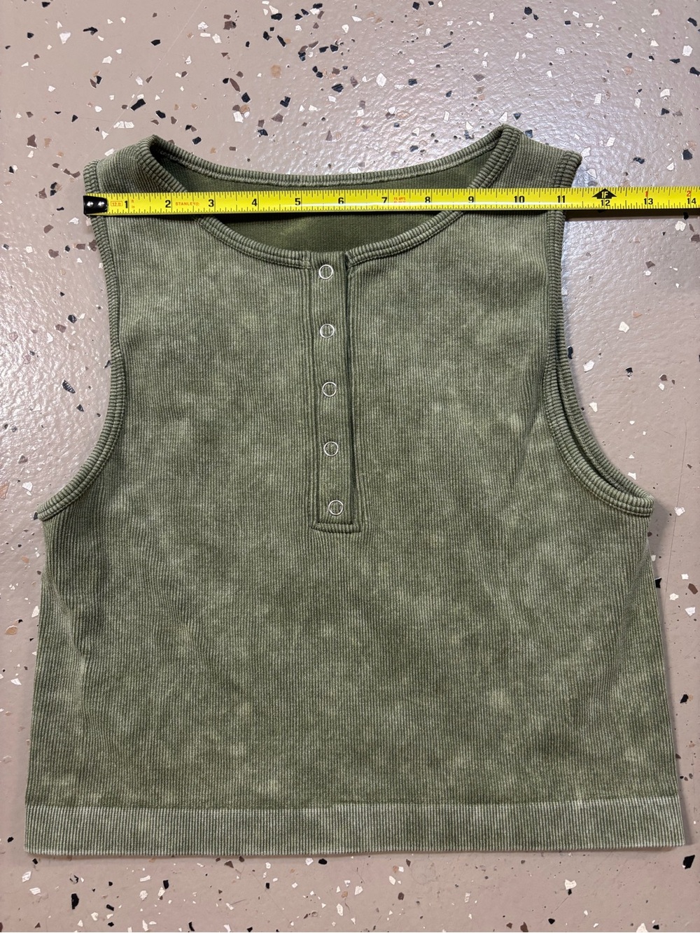 Forever 21 Olive Green Acid Wash Ribbed Henley Tank - Picture 4 of 5